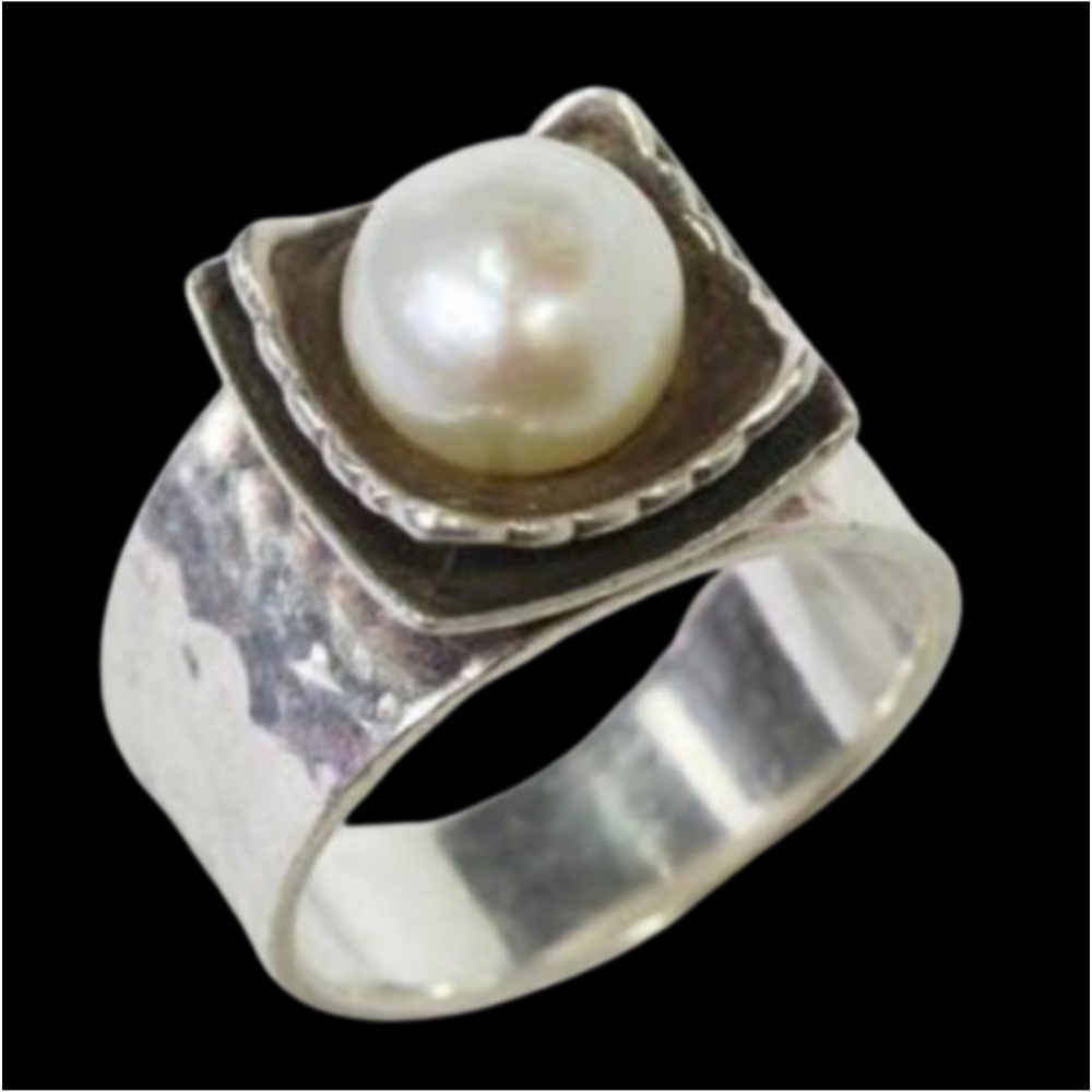 Silpada Sterling Freshwater Pearl Ring